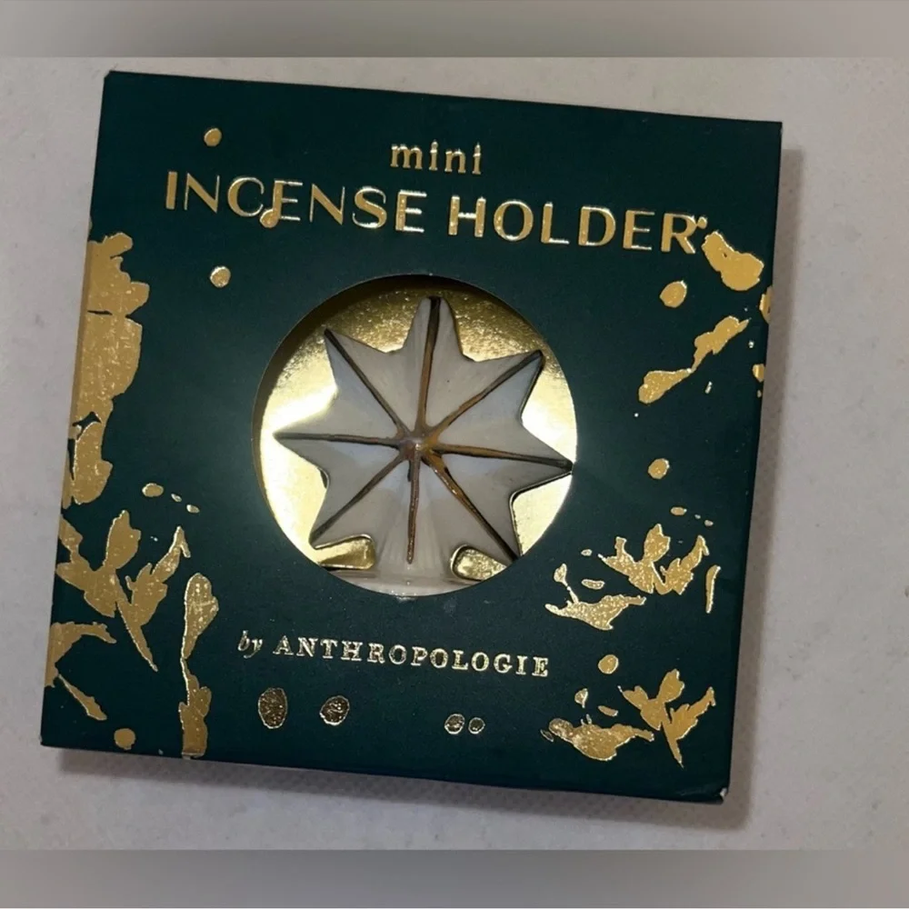 NWT Anthropologie Ceramic Star Incense Holder with Gold Trim - Picture 5 of 5